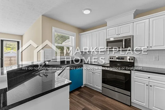 120 Downsbury Rd — Photo 15