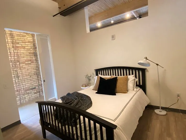LOFTS - Brooks | 1 Bedroom