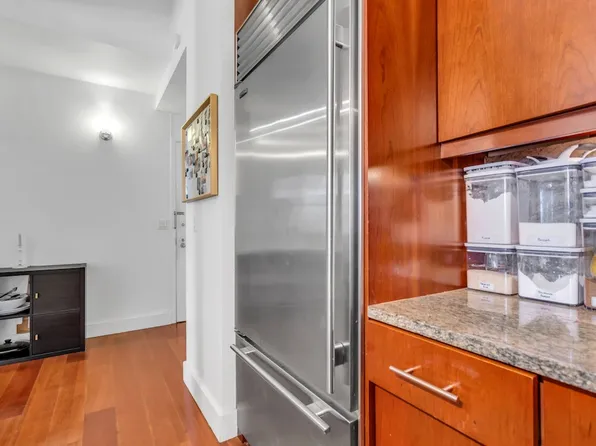 80 John Street 11I image 3 of 12