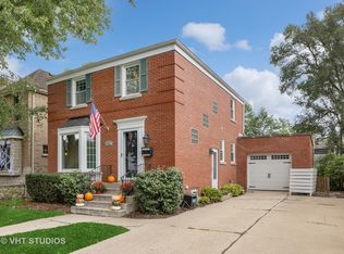 607 S Parkside Ave, Elmhurst, IL
