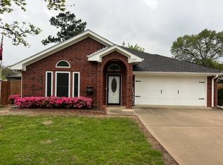 13213 Lauren Ln, Lindale, TX 75771