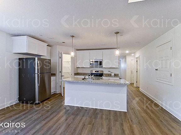 4th image of 11437 Camden Court Cir