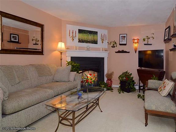 2nd image of 5 Quail Cir #5A