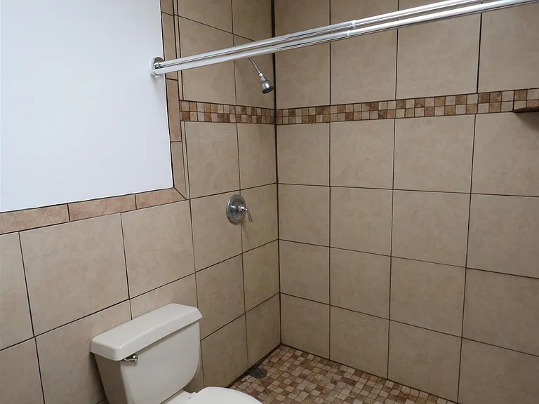 4225 Oak Ln — Photo 10