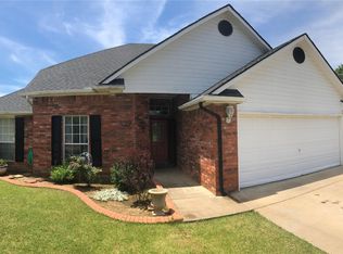 617 Gawf Ln, Muskogee, OK 74403