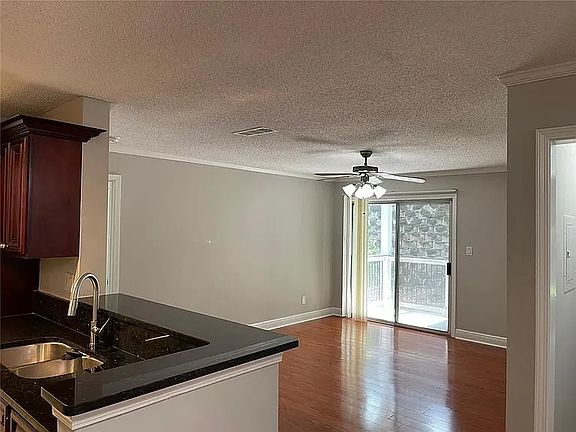 2nd image of 3102 Santa Fe Pkwy #3102