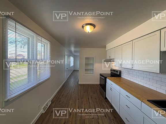 5th image of 714 Buchholz St
