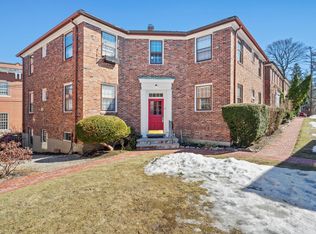 6 Garden Ct APT 5, Cambridge, MA 02138
