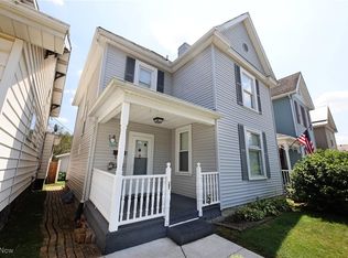 908 Phoenix Ave, Chester, WV 26034