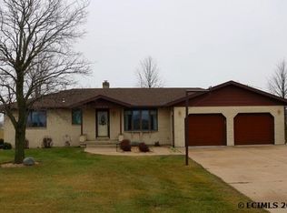 18004 Humke Rd, Durango, IA 52039