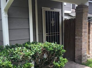 12226 Bob White Dr #122, Houston, TX 77035