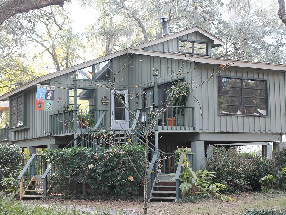1st image of 10626 Poe St