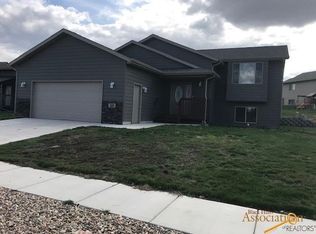 115 Eli Dr, Rapid City, SD 57701