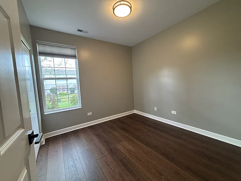 2610 Amber Ln — Photo 9