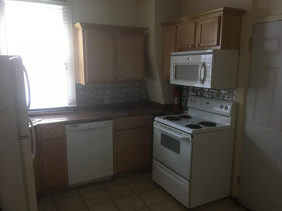 1st image of 708 W Ashland Ave