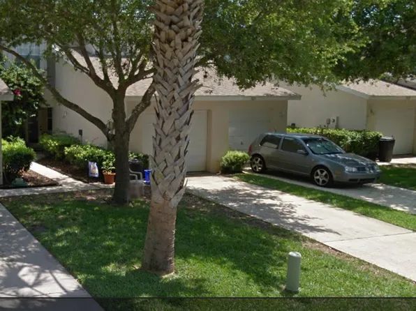 523 Lakebridge Dr, Ormond Beach, FL 32174