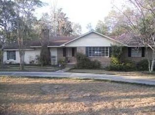 4568 Hillview Dr, Mobile, AL 36609