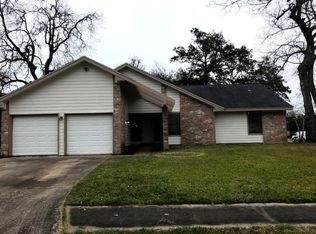 51 N Bachelor Button St, Lake Jackson, TX 77566