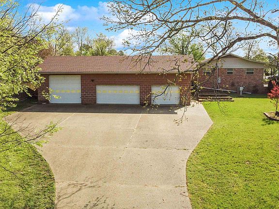 4th image of 515 Beachview Cir