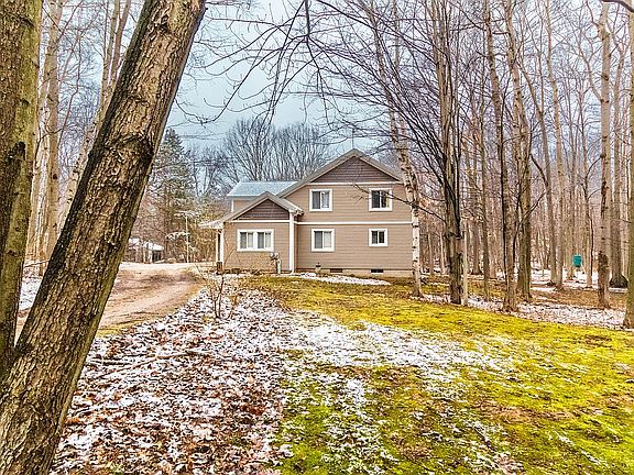 5th image of 2730 Heritage Ln