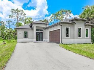 1870 22nd Ave NE, Naples, FL 34120