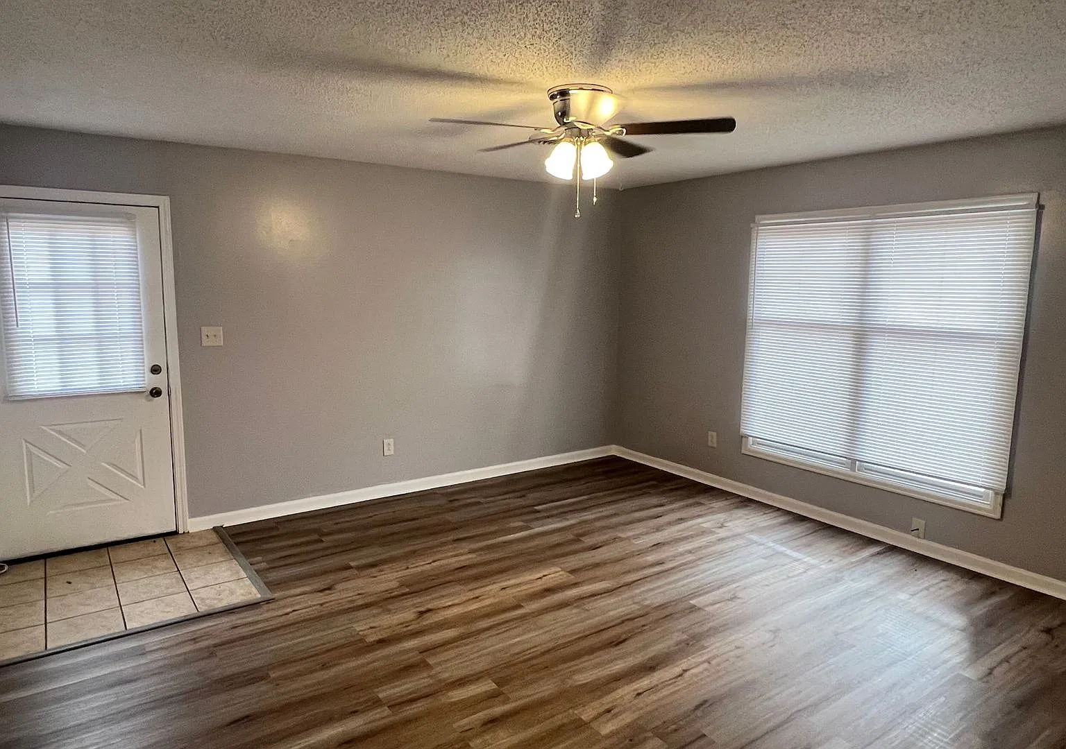1515 N Jackson Ave — Photo 3