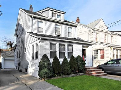 9524 240th St, Floral Park, NY, 11001