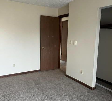 3rd image of 7397 Bonnie Pl #4