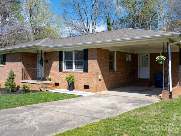 307 W Park Dr, Stanley, NC 28164