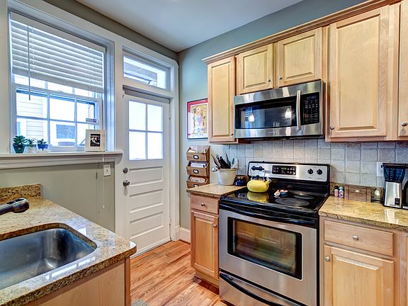4th image of 3105 Patterson Ave #U3