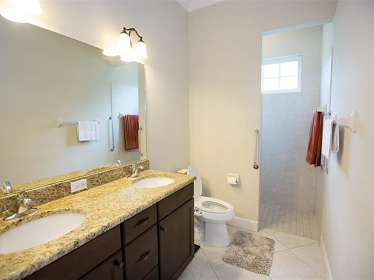 7440 SW 80th Dr — Photo 16
