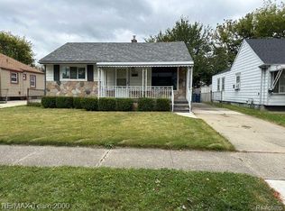 2016 Richmond Ave, Lincoln Park, MI 48146