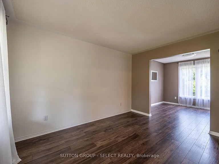1144 Aldersbrook Rd — Photo 8