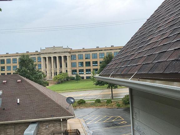 Balcony view Across from Lincoln high school