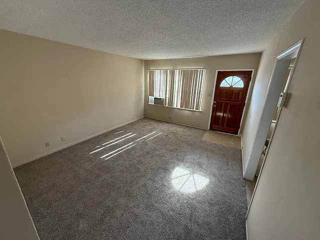 1 bed, 550 sqft, $1,850 — Photo 2