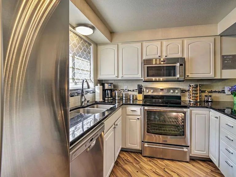 3025 S Windstream Ln — Photo 10