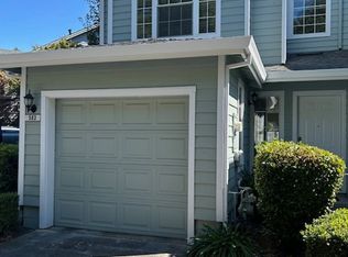 583 E Jasmine Cir, Santa Rosa, CA 95407