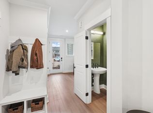 137 Pinnacle Dr, Chapel Hill, NC 27516