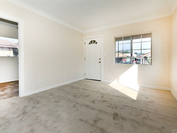 2nd image of 4544 Fisher St