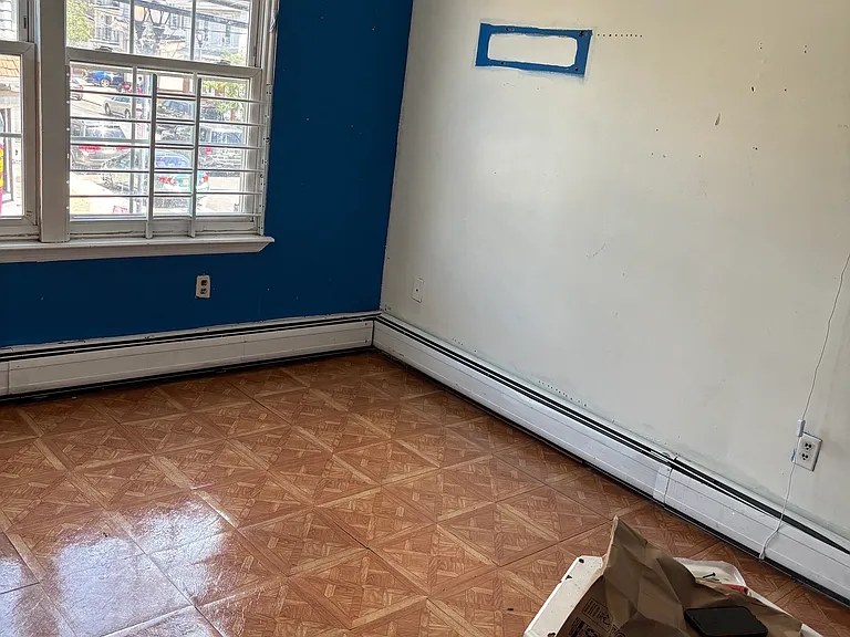 800 2nd Ave #2 — Photo 7