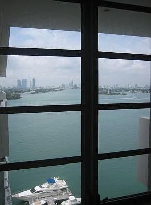 5th image of 1000 West Ave Penthouse 21