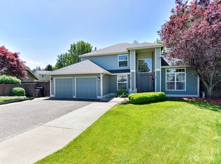 1004 Olsen Pl, Enumclaw, WA 98022