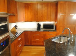 15265 High Point Rd, Strongsville, OH 44136