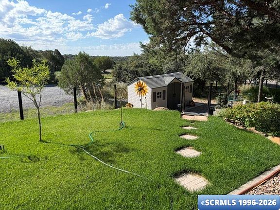3rd image of 7 Rosewood Cir