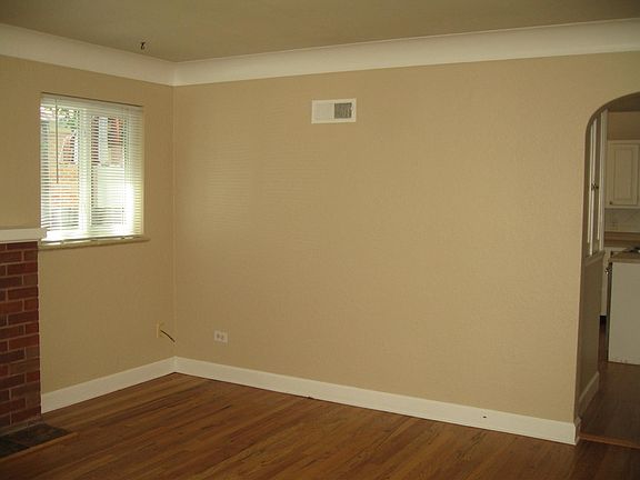 5th image of 1565 S Clarkson St