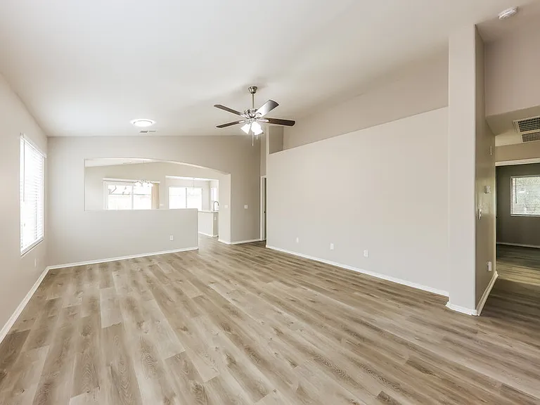 15350 W Lundberg St — Photo 4