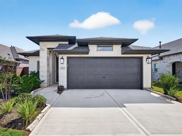 5039 Henry Merrit St, Rosenberg, TX 77471