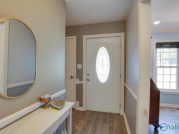 2nd image of 504 Bain Dr SE