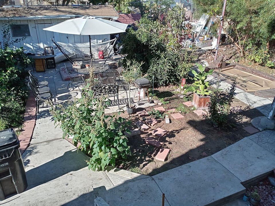 1st image of 1137 1/2 Logan St