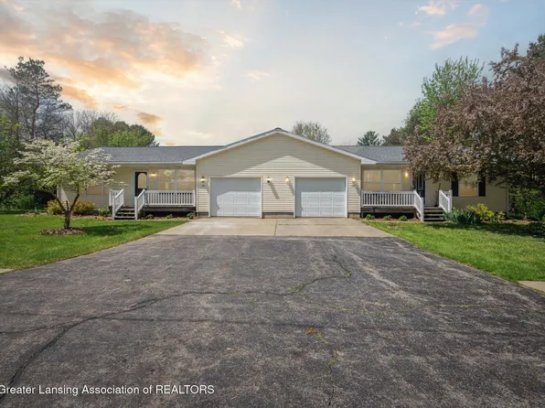 2638 Arch Rd, Eaton Rapids, MI 48827